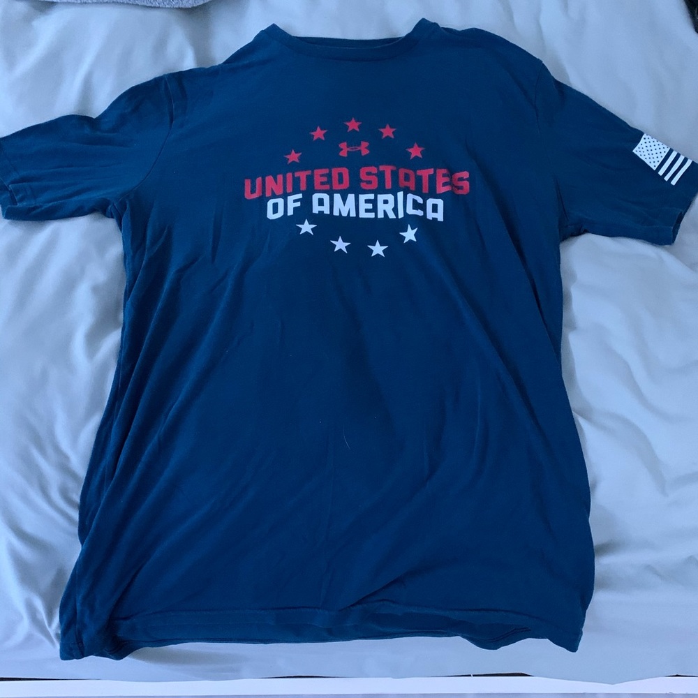 dark blue USA under armour tee
